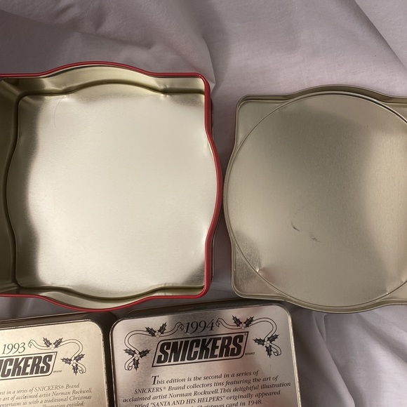 Lot of 3~Snickers 93’-95’ Norman Rockwell Christmas Tins~Limited Editions. - Picture 10 of 11